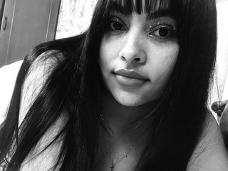 Ερωτική συνομιλία μέσω βίντεο BrendaHoot