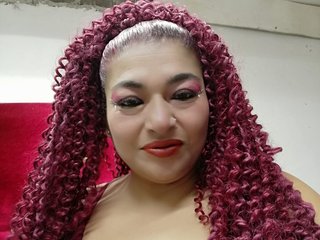 Ερωτική συνομιλία μέσω βίντεο BrianaSquirt