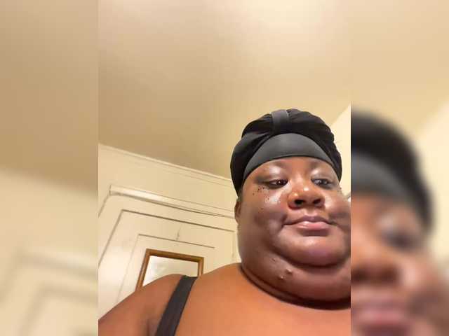 Εκπομπές οθόνης BrownBaddie