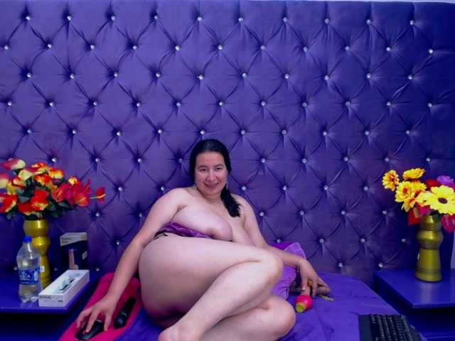 Φωτογραφίες BulmaPrinces I am a beautiful and very hot girl I love playing everything #bigboobs #bbw #curvy #natural I LOVE ANAL ....