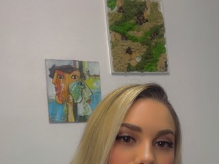 Ερωτική συνομιλία μέσω βίντεο CallmeAnna