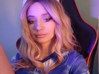 Ερωτική συνομιλία μέσω βίντεο CamDragonic24