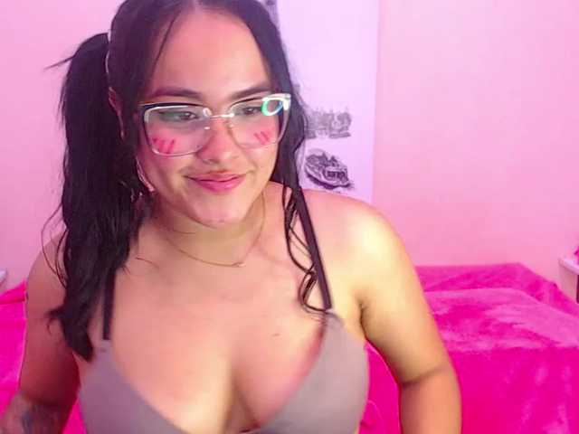 Εκπομπές οθόνης CamiiMoon