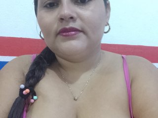 Ερωτική συνομιλία μέσω βίντεο Camila-360