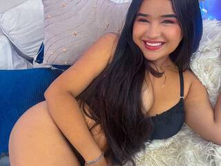 Ερωτική συνομιλία μέσω βίντεο CamilaRioss