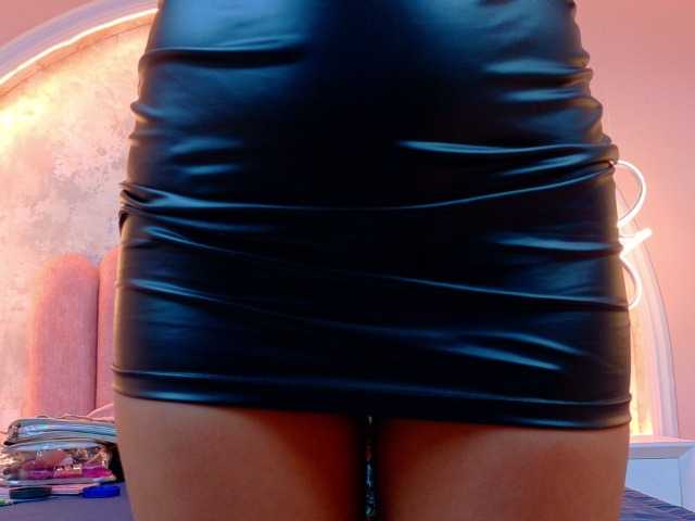 Εκπομπές οθόνης CamileJohnston