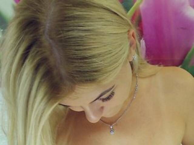 Εκπομπές οθόνης CamomillaG