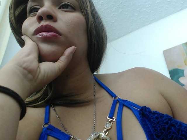 Εκπομπές οθόνης candy-hot