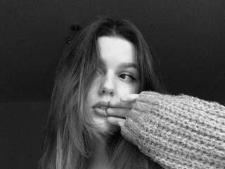 Ερωτική συνομιλία μέσω βίντεο candy-mur