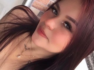 Ερωτική συνομιλία μέσω βίντεο candy-naughty