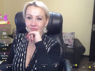 Ερωτική συνομιλία μέσω βίντεο CandyHellenx