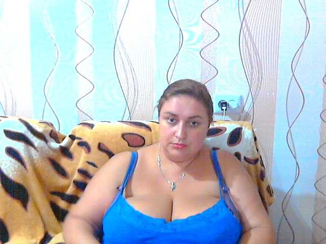 Φωτογραφίες CandyHoney if you like me I show you my breasts in a bra !!!!!