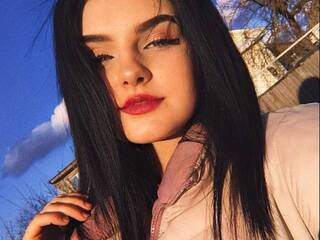 Ερωτική συνομιλία μέσω βίντεο CarenWillias