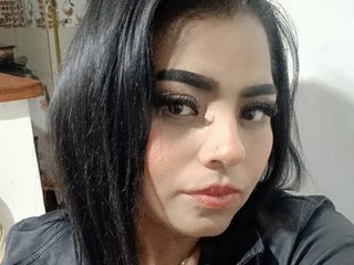 Ερωτική συνομιλία μέσω βίντεο carlabrunet