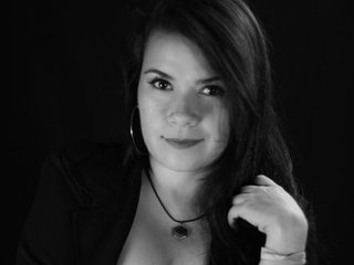 Ερωτική συνομιλία μέσω βίντεο Carlajames