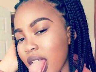 Ερωτική συνομιλία μέσω βίντεο Carolina-Cutie