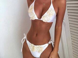 Ερωτική συνομιλία μέσω βίντεο CarolinaIsabella