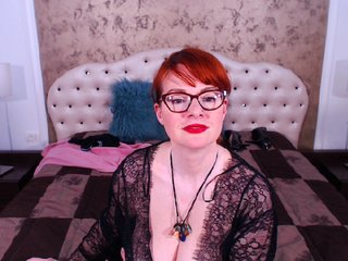 Φωτογραφίες CassieClio CumShow @ 4367 ! #dirtytalk #new #teasing #striptease #mature #redhead #curvy #bigass #bigboobs #glasses