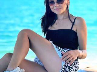 Ερωτική συνομιλία μέσω βίντεο Cat-Likaa