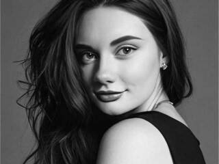 Ερωτική συνομιλία μέσω βίντεο CathrynSharen