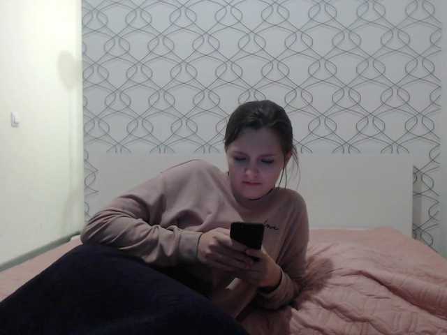Εκπομπές οθόνης ChanelKitty