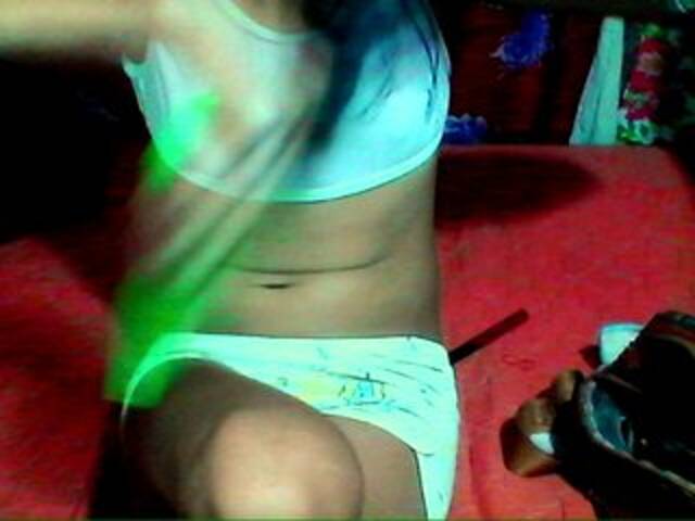 Εκπομπές οθόνης HungryPussyX