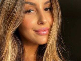 Ερωτική συνομιλία μέσω βίντεο cherrycrush69