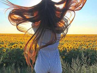 Ερωτική συνομιλία μέσω βίντεο CherrylBloss