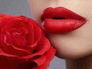 Ερωτική συνομιλία μέσω βίντεο Chiara-Breezee