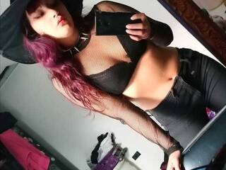 Ερωτική συνομιλία μέσω βίντεο ChiaraMiller