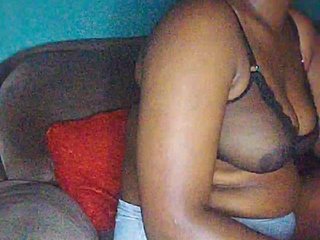 Ερωτική συνομιλία μέσω βίντεο chibaby1