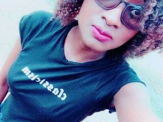 Ερωτική συνομιλία μέσω βίντεο chocolatebella