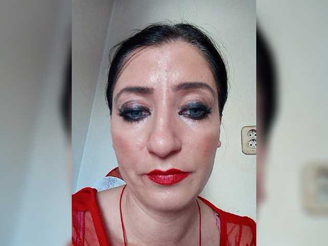 Εκπομπές οθόνης ChristianaHot