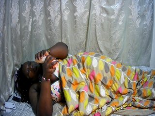 Ερωτική συνομιλία μέσω βίντεο chubby-pritty