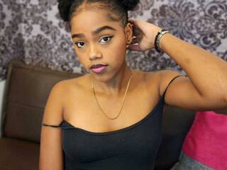 Ερωτική συνομιλία μέσω βίντεο CiaraBlake