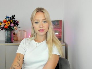 Ερωτική συνομιλία μέσω βίντεο CindyGlam