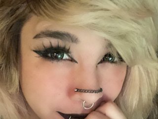 Ερωτική συνομιλία μέσω βίντεο ClarieSweets