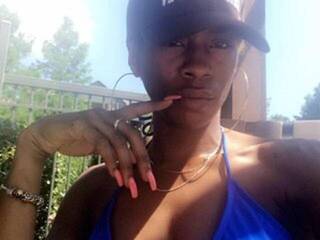 Ερωτική συνομιλία μέσω βίντεο ClaSsyLady901