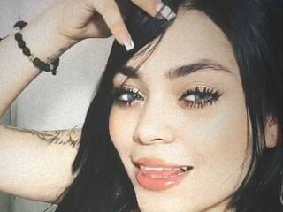 Ερωτική συνομιλία μέσω βίντεο Clhoe-Doll