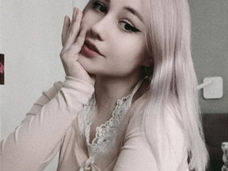 Ερωτική συνομιλία μέσω βίντεο CloutMama