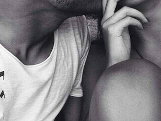 Ερωτική συνομιλία μέσω βίντεο Colleth-Stan