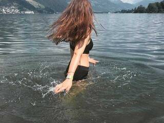 Ερωτική συνομιλία μέσω βίντεο COOKIE-SAVAGE