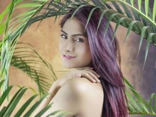 Ερωτική συνομιλία μέσω βίντεο CoralJones