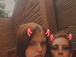 Ερωτική συνομιλία μέσω βίντεο Couple38and18