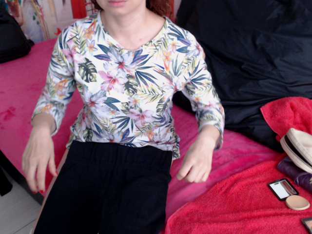 Εκπομπές οθόνης CrazySofia