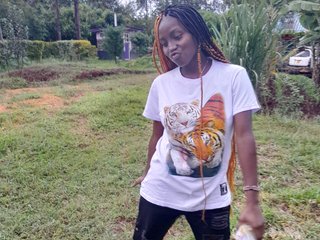 Ερωτική συνομιλία μέσω βίντεο Creamymomma