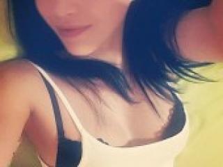 Ερωτική συνομιλία μέσω βίντεο criketgirl