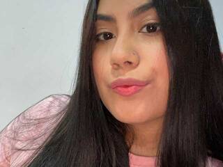 Ερωτική συνομιλία μέσω βίντεο curvybuffgirl