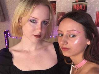 Ερωτική συνομιλία μέσω βίντεο CuteAura