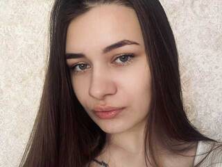 Ερωτική συνομιλία μέσω βίντεο CutieVika